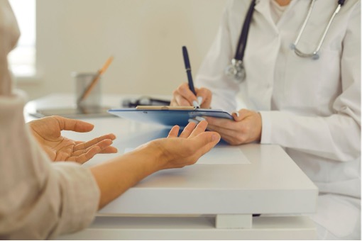 imagen representando una consulta médica