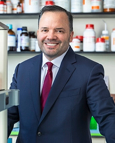 Dr. Montaner